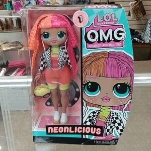 LOL SUPRISE NEONLICIOUS OUTRAGEOUS MILLENNIAL GIRLS SERIES 1NEW FACTORY SEALED